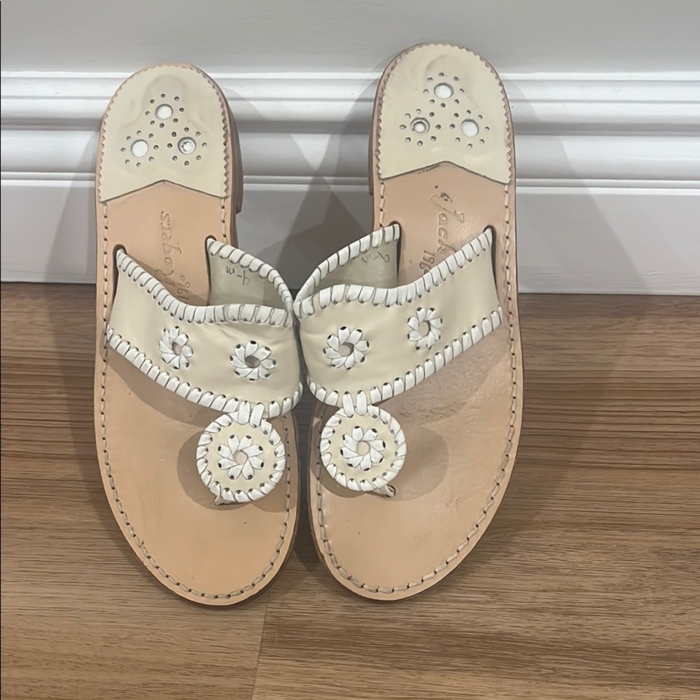 Jack Rogers Flat Palm Beach Cream beige Sandals Thongs Flip Flops EUC 9m